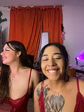 Snapshot of Miss_oliviaa chatting on 03/08/26, 02:04 Miss oliviaa online show from 03/08/26, 02:04