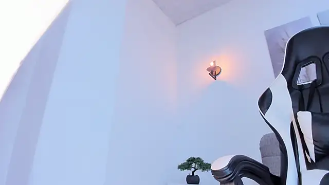 Brittany cute18 online show from 03/22/25, 02:14