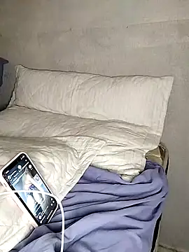 fofinhaa12 online show from 02/09/25, 01:46