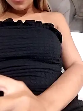 fofinhaa12 online show from 10/02/25, 04:14