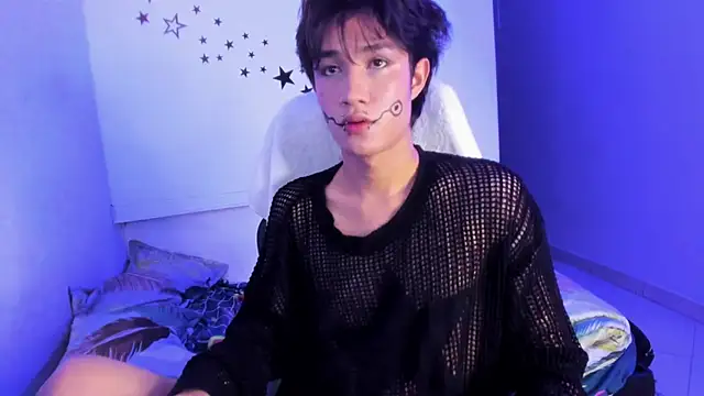 Snapshot of Johhan__Lee chatting on 12/16/25, 12:04 Johhan Lee online show from 12/16/25, 12:04