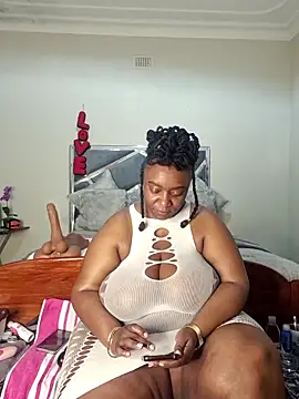 ThickianaRider online show from 05/10/26, 09:42