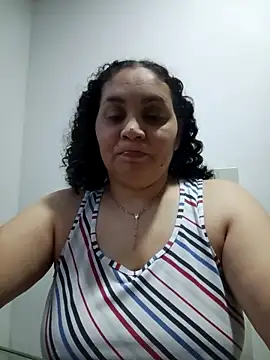 Snapshot of MirandaSoto chatting on 03/23/26, 03:54 MirandaSoto online show from 03/23/26, 03:54