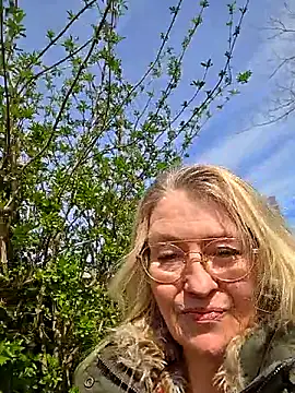 Snapshot of lisalustjouw chatting on 04/08/26, 11:10 lisalustjouw online show from 04/08/26, 11:10