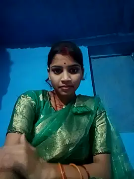 Nisha Cute online show from 10/27/25, 09:13