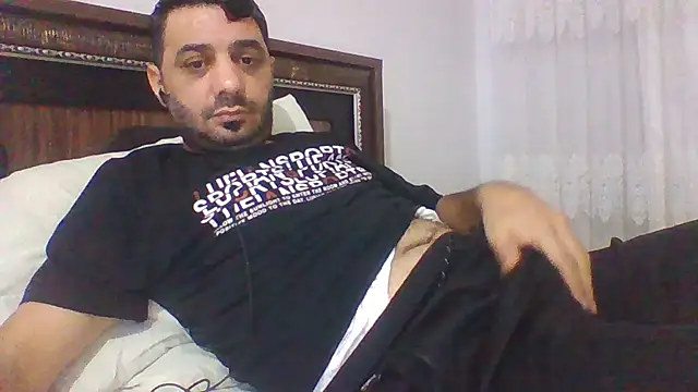 Snapshot of Sexyy_Mann34 chatting on 10/11/25, 02:48 Sexyy Mann34 online show from 10/11/25, 02:48