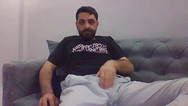 Snapshot of Sexyy_Mann34 chatting on 06/14/26, 05:37 Sexyy Mann34 online show from 06/14/26, 05:37
