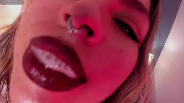 delilah fix online show from 11/19/25, 01:05