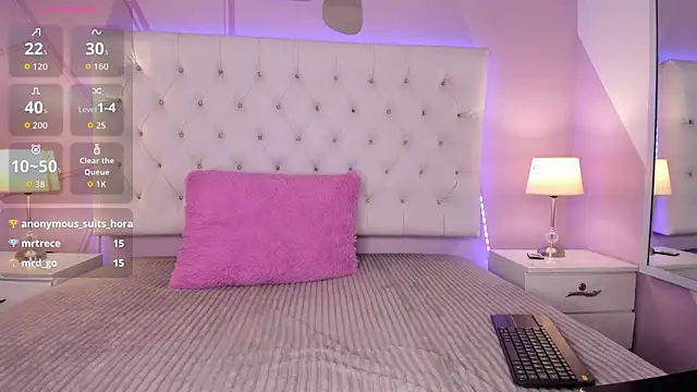 Snapshot of Nicol_Betancur chatting on 11/13/25, 03:49 Nicol Betancur online show from 11/13/25, 03:49