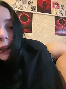 Snapshot of Pepe-pupu chatting on 02/18/25, 11:33 Pepe-pupu online show from 02/18/25, 11:33