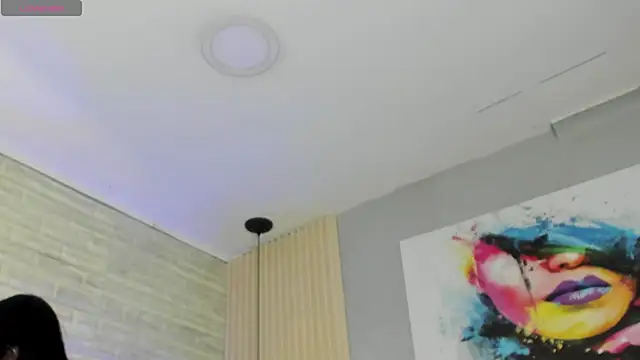 nicole  parker1 online show from 03/12/25, 12:36