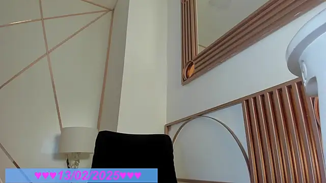 Snapshot of Bylie_Hills chatting on 02/14/25, 09:21 Bylie Hills online show from 02/14/25, 09:21