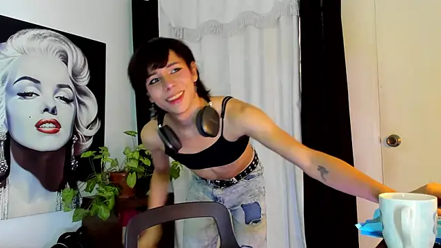 pixy 20 online show from 12/31/24, 12:57