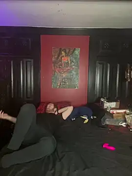 Snapshot of Luluof chatting on 01/08/25, 10:48 Luluof online show from 01/08/25, 10:48