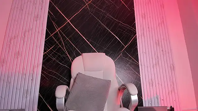 Snapshot of amber__blair chatting on 01/23/25, 08:36 amber  blair online show from 01/23/25, 08:36