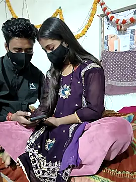 Snapshot of Lily_Baby_ chatting on 12/23/25, 05:16 Lily Baby online show from 12/23/25, 05:16