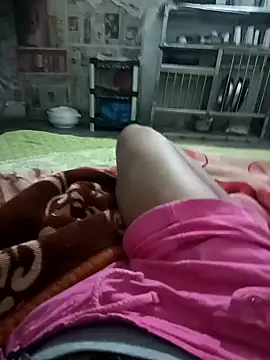 zoya khan25 online show from 12/04/24, 07:28