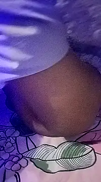 zoya khan25 online show from 12/29/24, 02:31