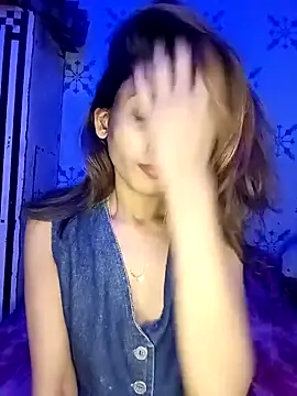 zoya khan25 online show from 03/11/25, 03:34