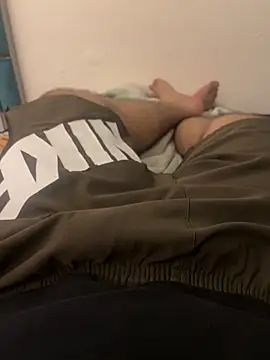 Snapshot of Your_daddy_544 chatting on 10/06/25, 10:51 Your daddy 544 online show from 10/06/25, 10:51