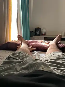 Snapshot of Your_daddy_544 chatting on 03/23/26, 12:09 Your daddy 544 online show from 03/23/26, 12:09