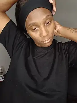 Lucy Blacksilk online show from 07/10/26, 03:03