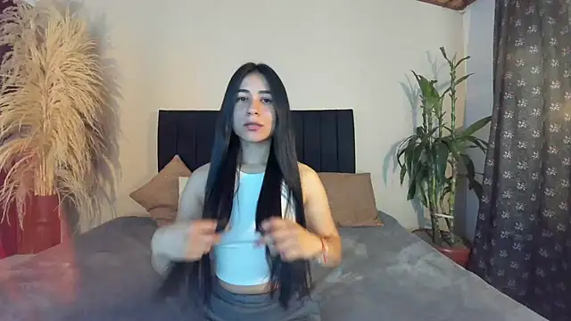 ChloeTurner  online show from 01/22/25, 11:34