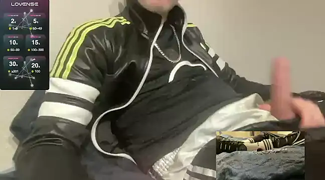Snapshot of Nikeproll chatting on 01/19/25, 05:07 Nikeproll online show from 01/19/25, 05:07
