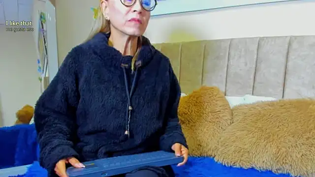 Snapshot of emagarcia chatting on 09/17/25, 01:13 emagarcia online show from 09/17/25, 01:13