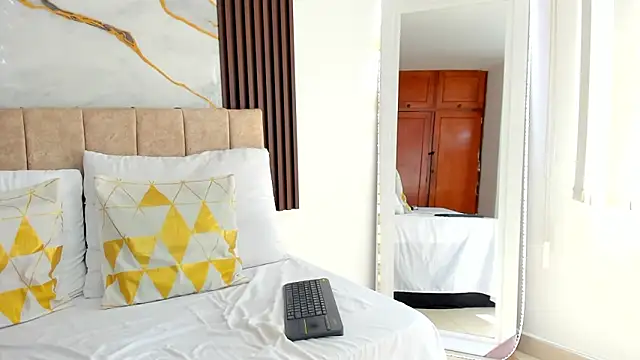 Snapshot of emagarcia chatting on 03/16/26, 06:56 emagarcia online show from 03/16/26, 06:56