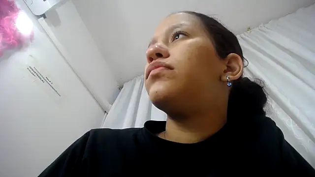 LAURA SMIITH online show from 02/12/25, 09:20