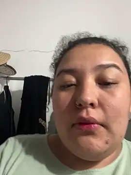 cutiepeach online show from 10/06/25, 01:03