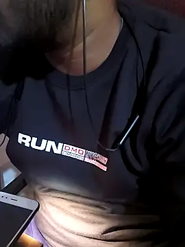 Snapshot of manoj_master chatting on 11/11/25, 08:09 manoj master online show from 11/11/25, 08:09