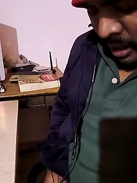 Snapshot of manoj_master chatting on 01/13/26, 06:13 manoj master online show from 01/13/26, 06:13