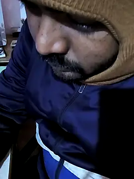 Snapshot of manoj_master chatting on 01/14/26, 05:51 manoj master online show from 01/14/26, 05:51