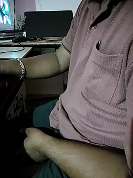 Snapshot of manoj_master chatting on 03/17/26, 03:59 manoj master online show from 03/17/26, 03:59