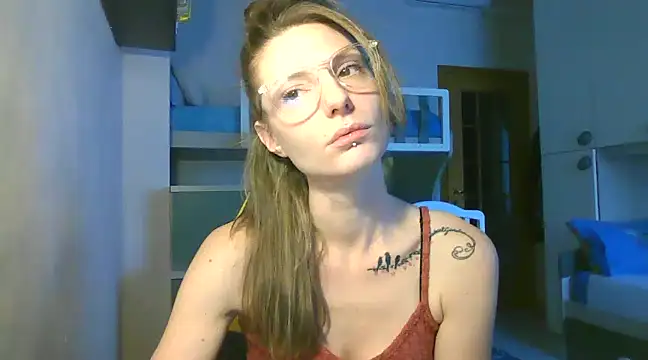 Snapshot of Feli_blue chatting on 12/03/24, 09:11 Feli blue online show from 12/03/24, 09:11