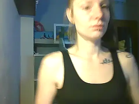 Snapshot of Feli_blue chatting on 12/10/24, 08:51 Feli blue online show from 12/10/24, 08:51