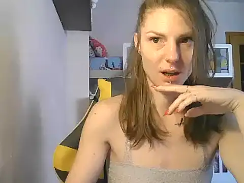 Snapshot of Feli_blue chatting on 12/11/24, 08:26 Feli blue online show from 12/11/24, 08:26