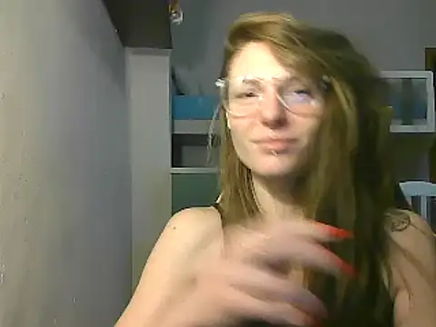 Snapshot of Feli_blue chatting on 12/19/24, 12:01 Feli blue online show from 12/19/24, 12:01