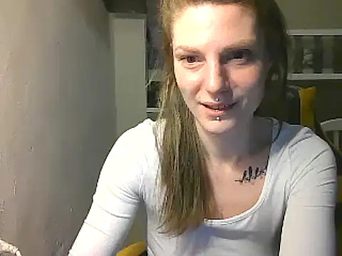 Snapshot of Feli_blue chatting on 01/27/25, 12:05 Feli blue online show from 01/27/25, 12:05