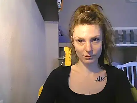 Snapshot of Feli_blue chatting on 01/30/25, 09:36 Feli blue online show from 01/30/25, 09:36