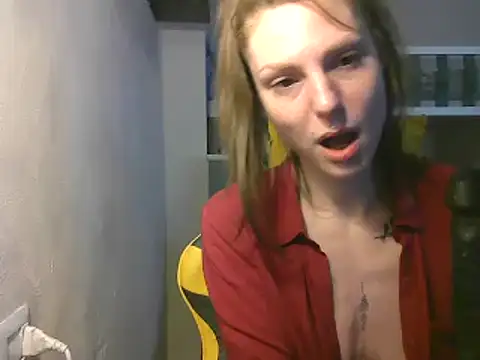 Snapshot of Feli_blue chatting on 01/31/25, 12:18 Feli blue online show from 01/31/25, 12:18