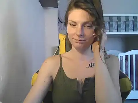 Snapshot of Feli_blue chatting on 03/07/25, 10:45 Feli blue online show from 03/07/25, 10:45