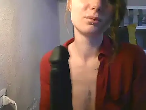 Snapshot of Feli_blue chatting on 03/10/25, 09:10 Feli blue online show from 03/10/25, 09:10