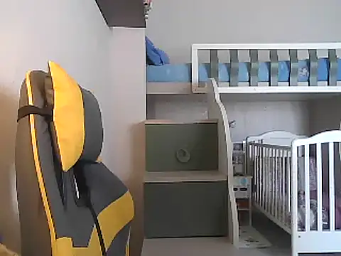 Snapshot of Feli_blue chatting on 03/20/25, 09:04 Feli blue online show from 03/20/25, 09:04