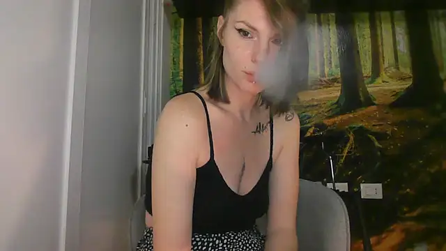 Snapshot of Feli_blue chatting on 11/30/25, 10:25 Feli blue online show from 11/30/25, 10:25