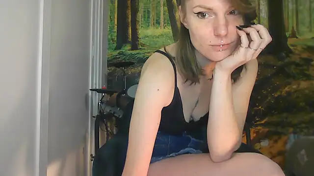 Snapshot of Feli_blue chatting on 02/04/26, 09:15 Feli blue online show from 02/04/26, 09:15