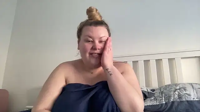 Snapshot of Busty-BBW-Emilie chatting on 02/28/25, 03:15 Busty-BBW-Emilie online show from 02/28/25, 03:15