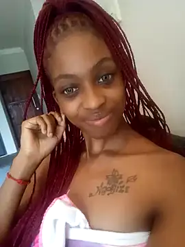 sexypetitexdoll23 online show from 12/06/24, 11:11